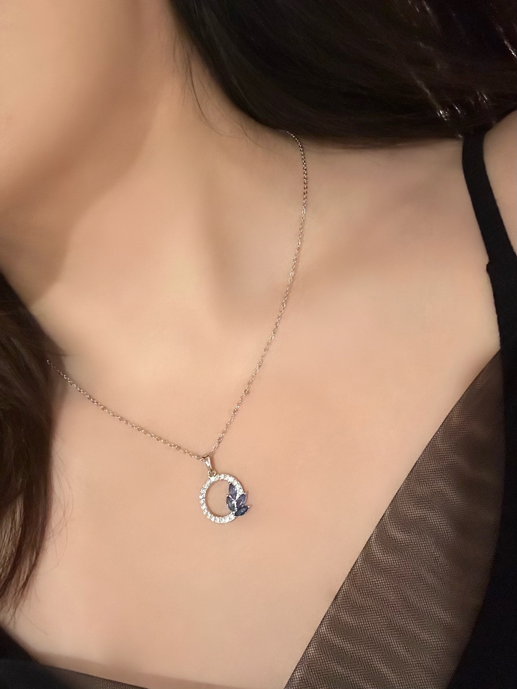 Leaflet Necklace