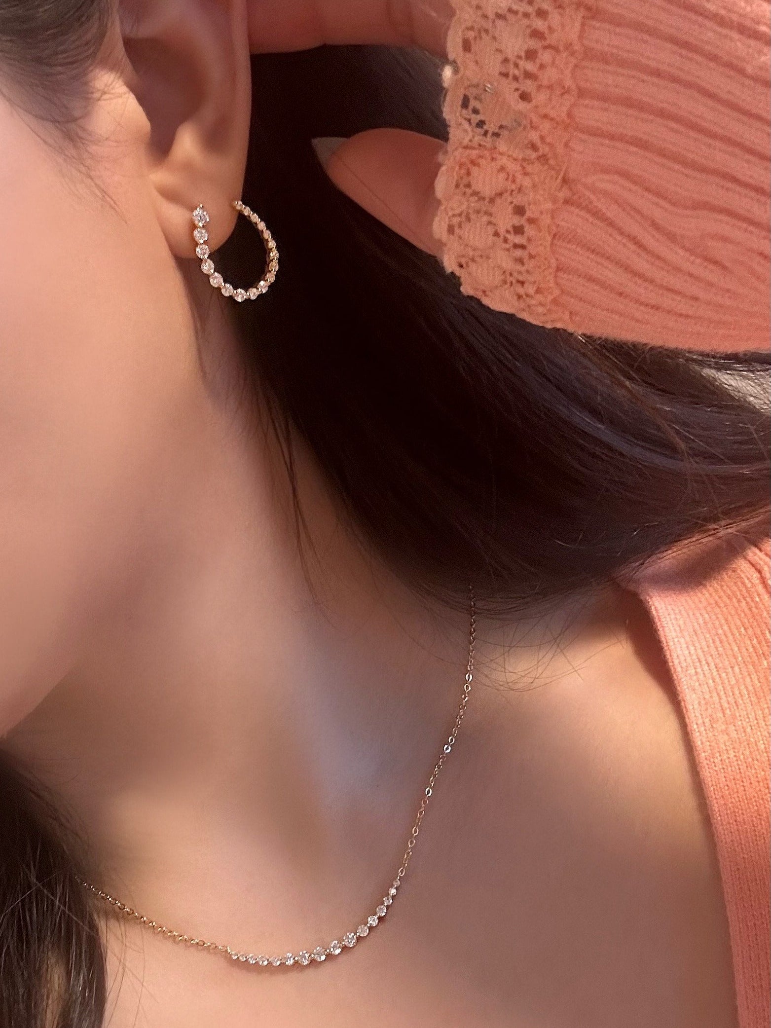 Classy Line Necklace