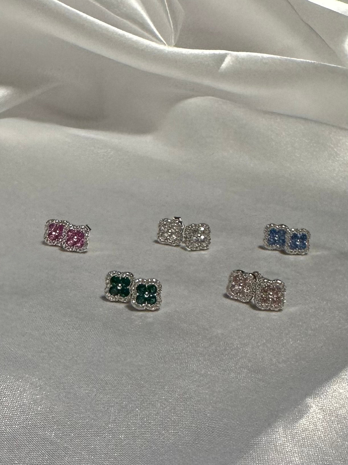 Baby Clover Earrings