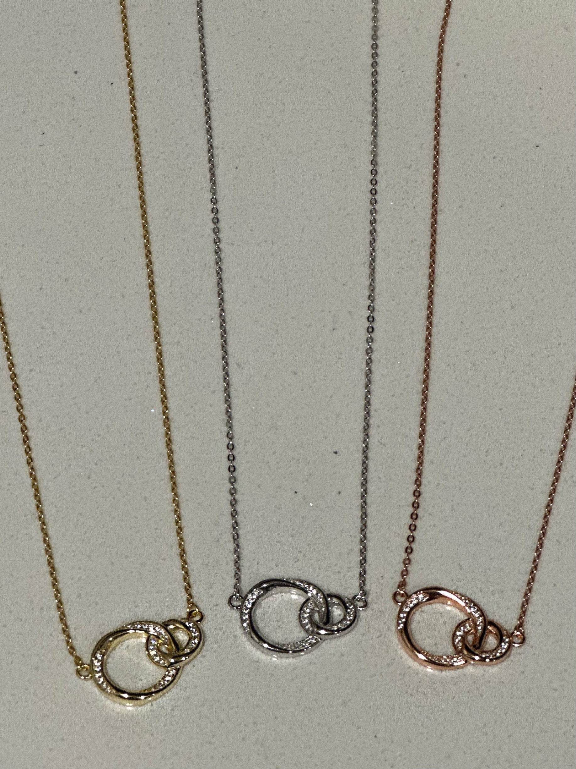 Uni Circle Necklace