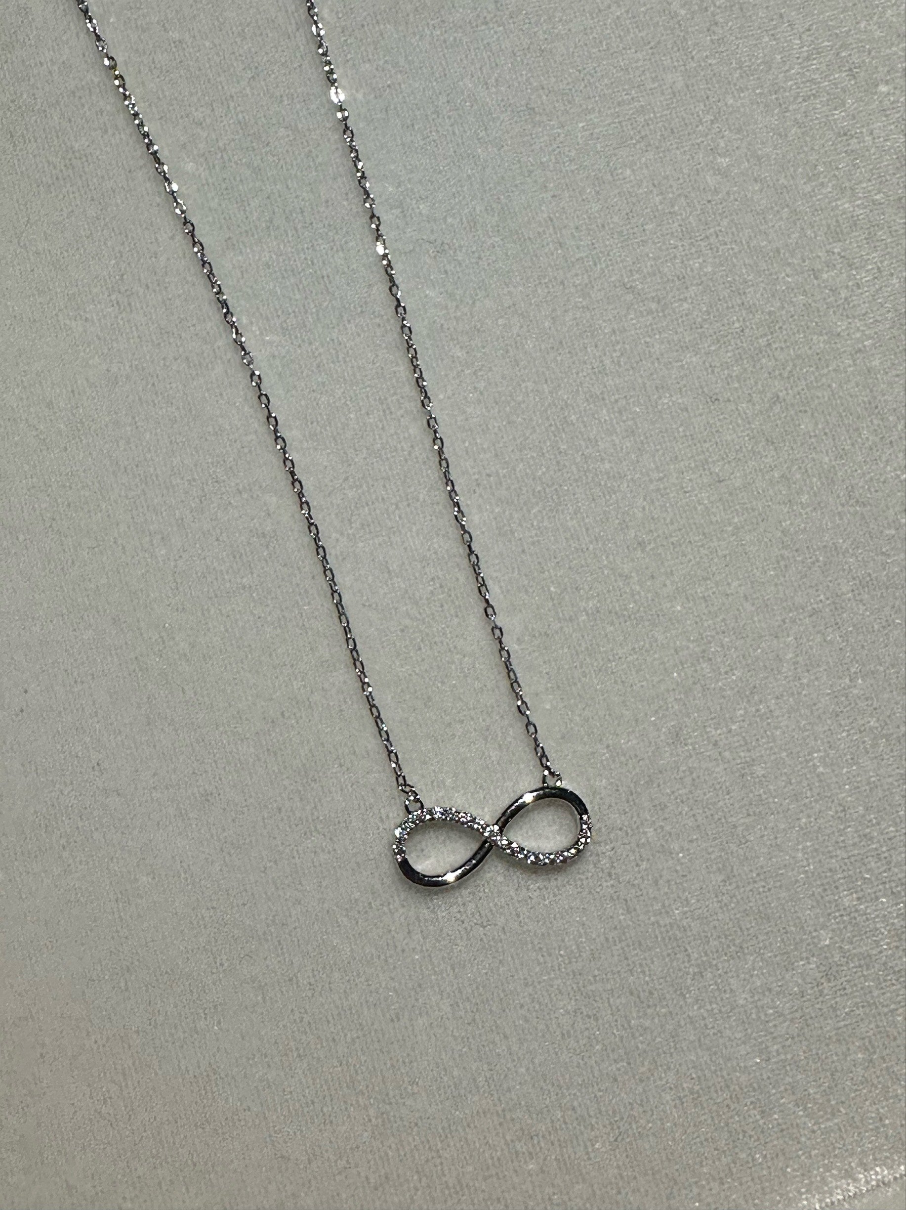 Universal Necklace