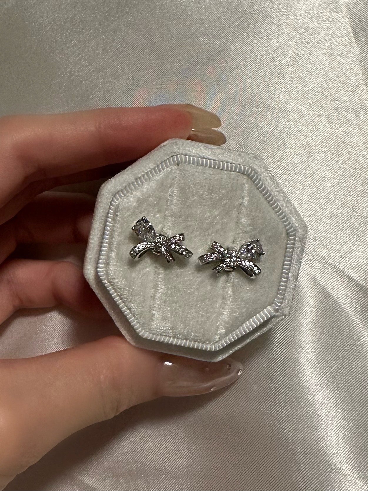Cutie Ribbon Earrings