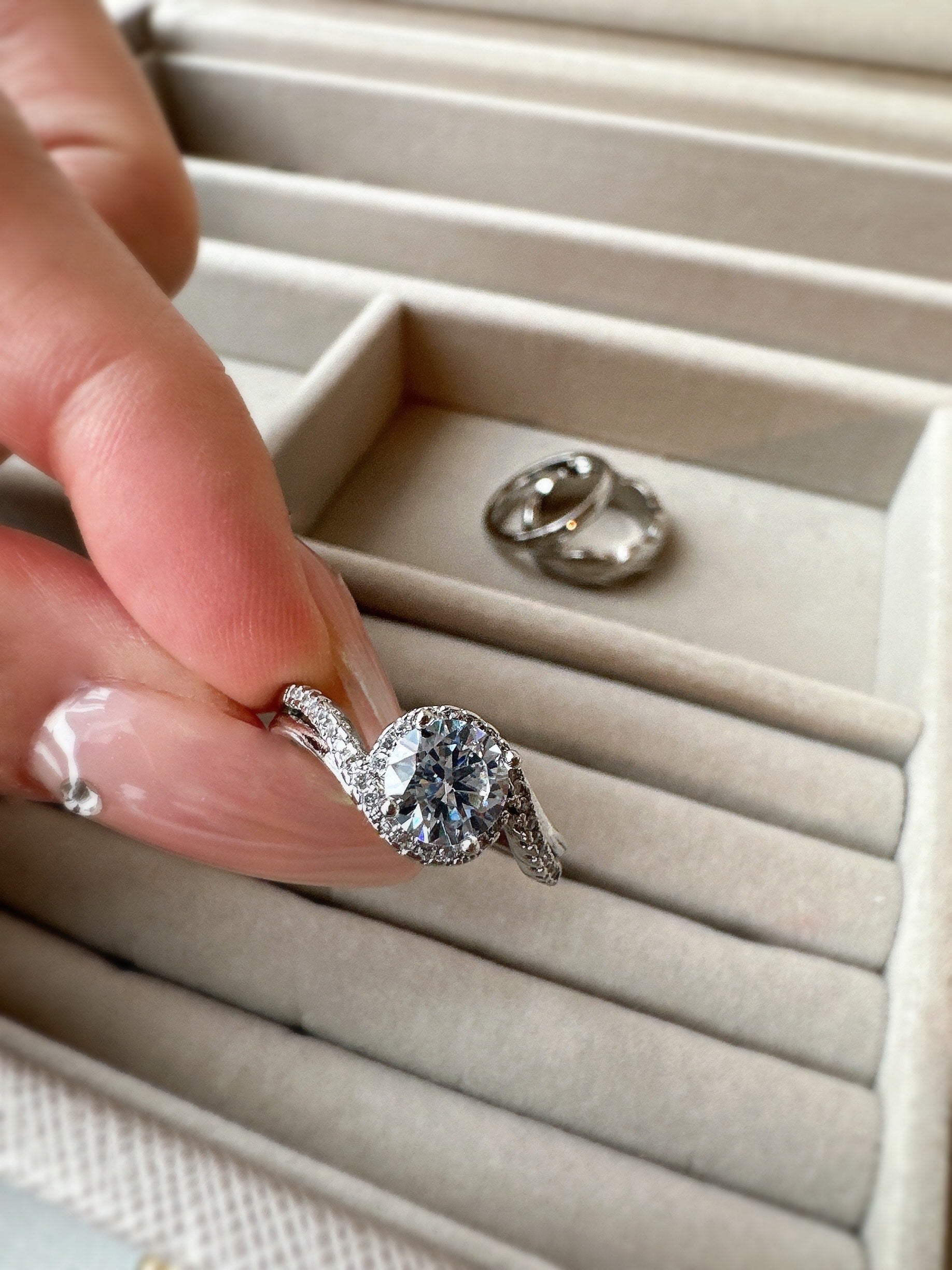 Princess Twist Ring