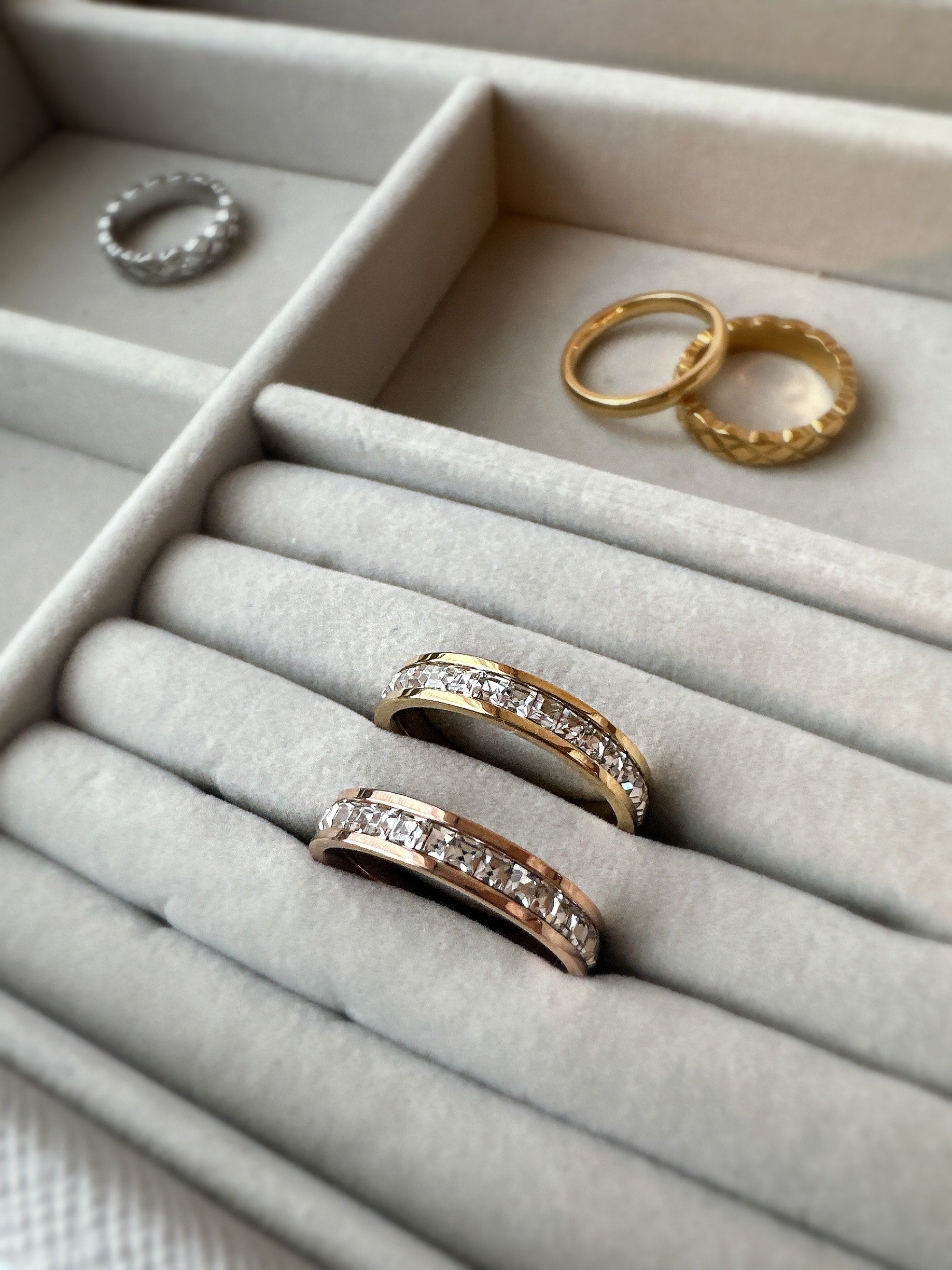 Single Layer Major Kira Kira Ring