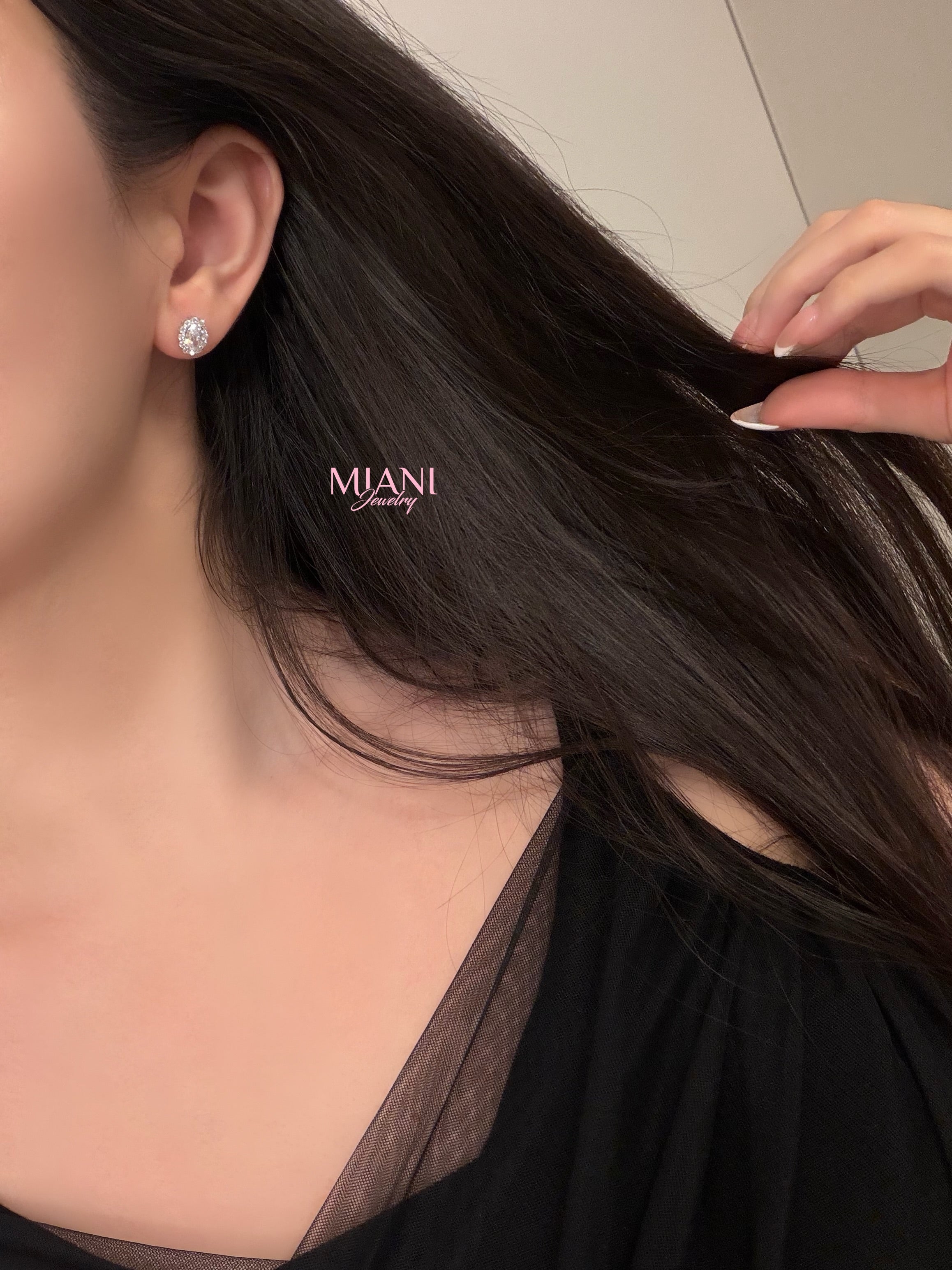 Classic Oval Earrings